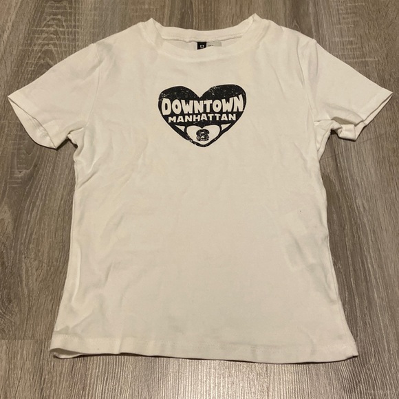 h&m graphic tight t shirt - Picture 1 of 1